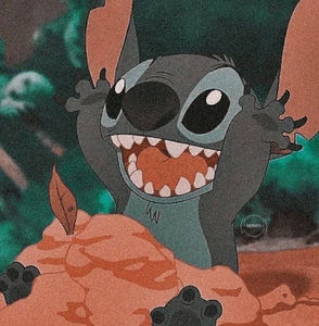 Meet your Posher, Lilah